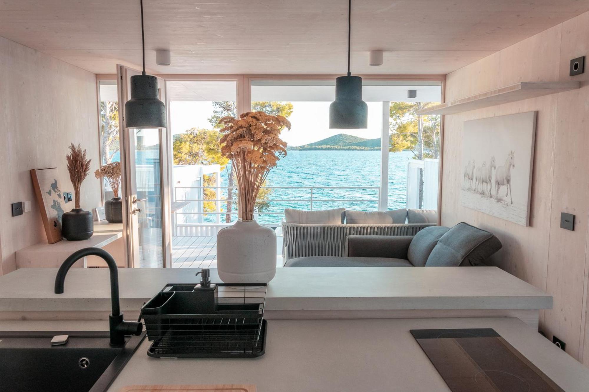 Oi Concept Village Buqez & Vita Drage Bagian luar foto