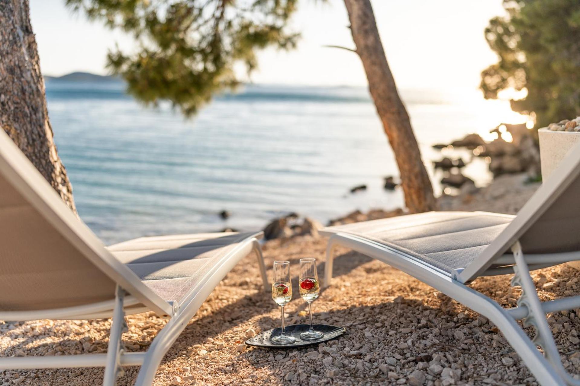 Oi Concept Village Buqez & Vita Drage Bagian luar foto